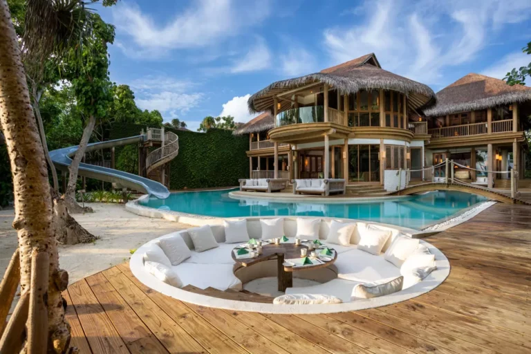 Best Island Resorts for Digital Nomads: Ultimate Luxury Guide