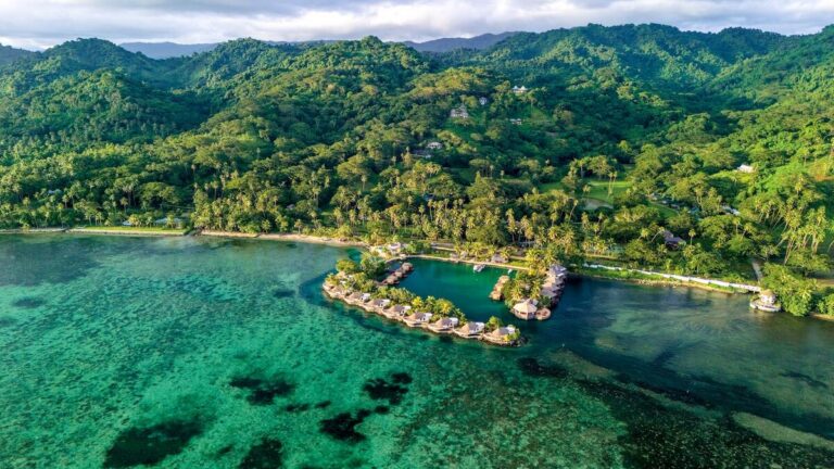 How to Manage Island Resorts Weather Issues: Ultimate Guide